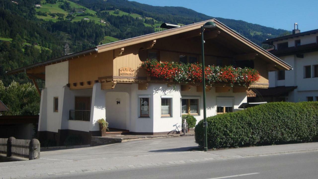Haus Waldner Apartman Aschau Im Zillertal Kültér fotó